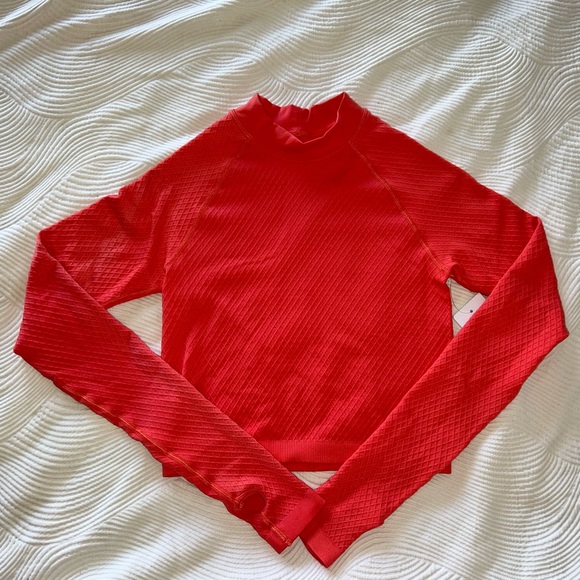 OFFICIAL Barry’s Bootcamp x LUNE brand top NWT - Picture 6 of 11